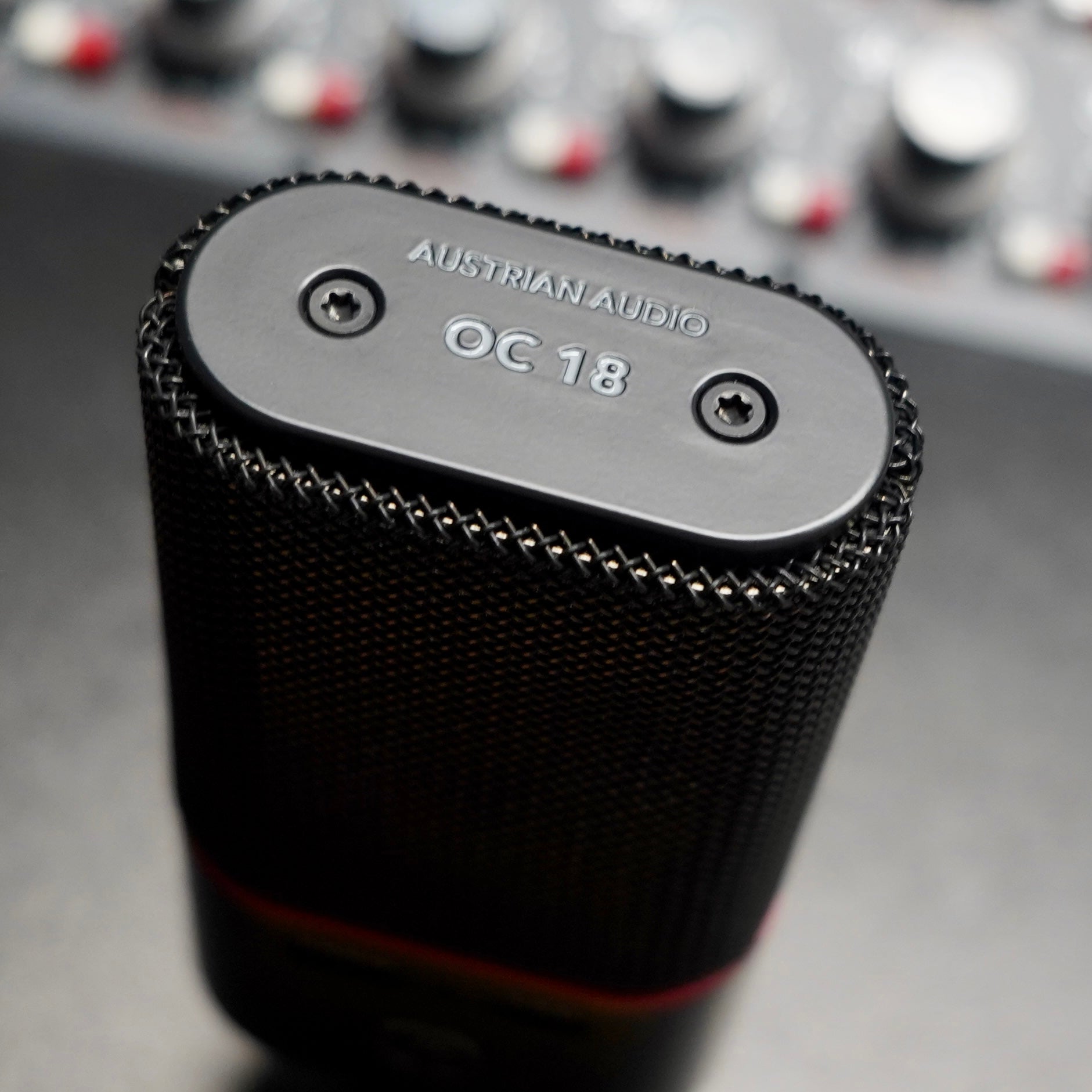 Austrian Audio OC18