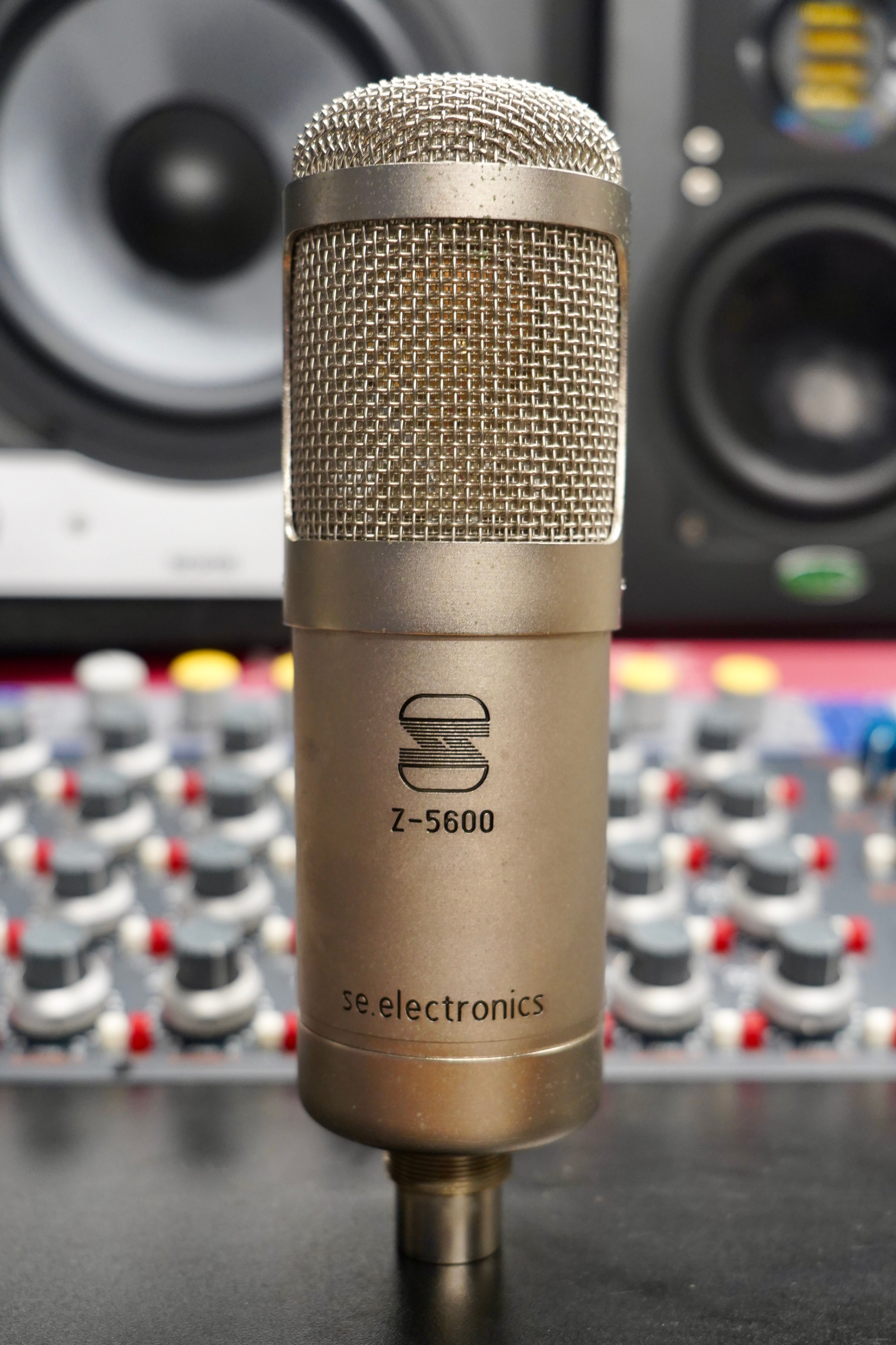sE Electronics Z-5600