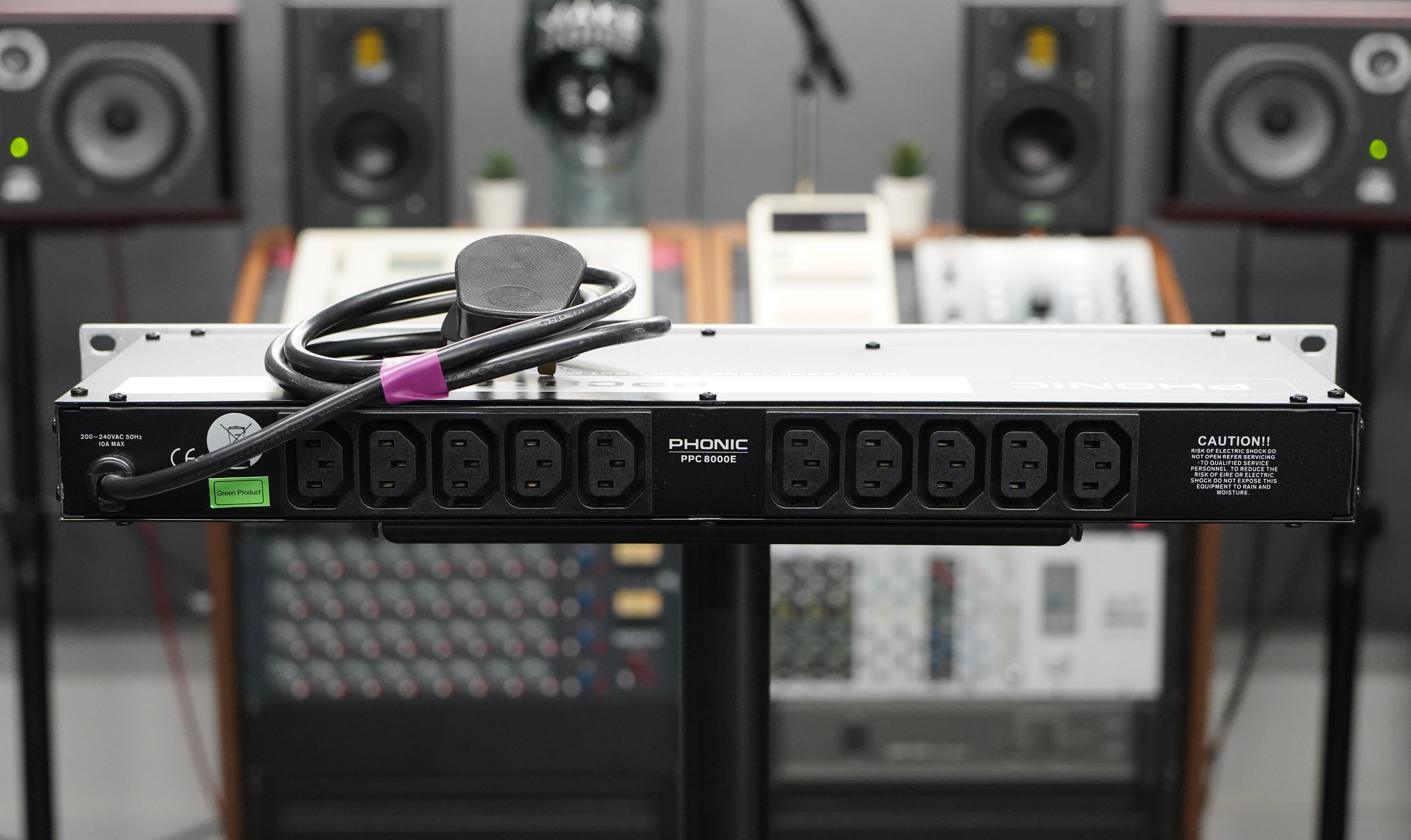 Phonic PPC8000E Power Conditioner with Rack Light Modules