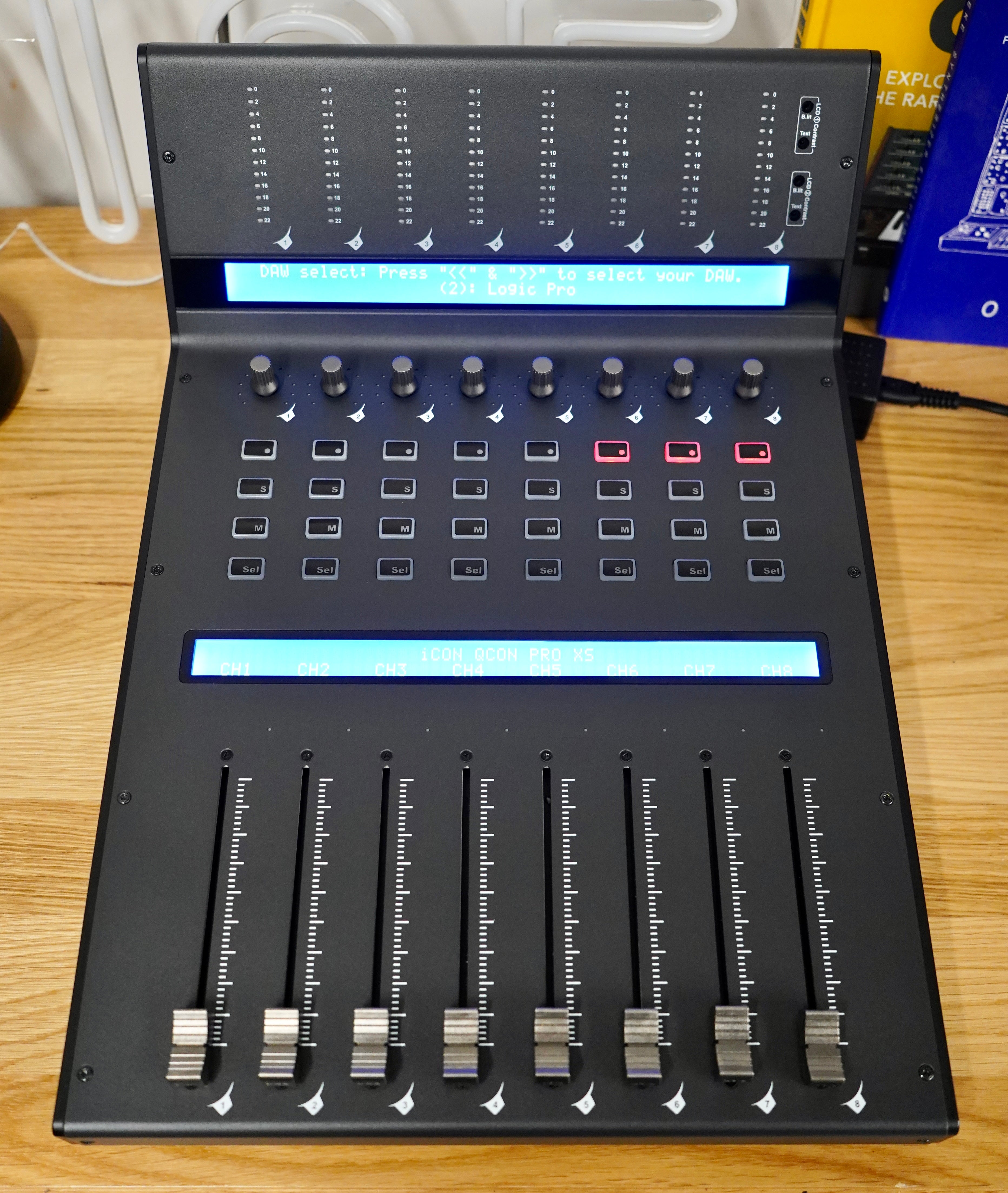 Icon Qcon Pro XS