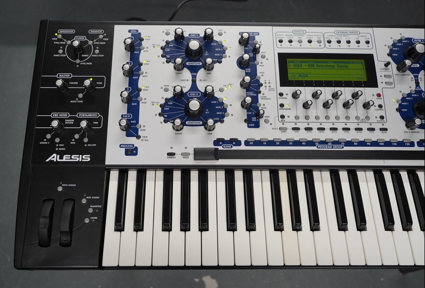 Alesis Andromeda A6