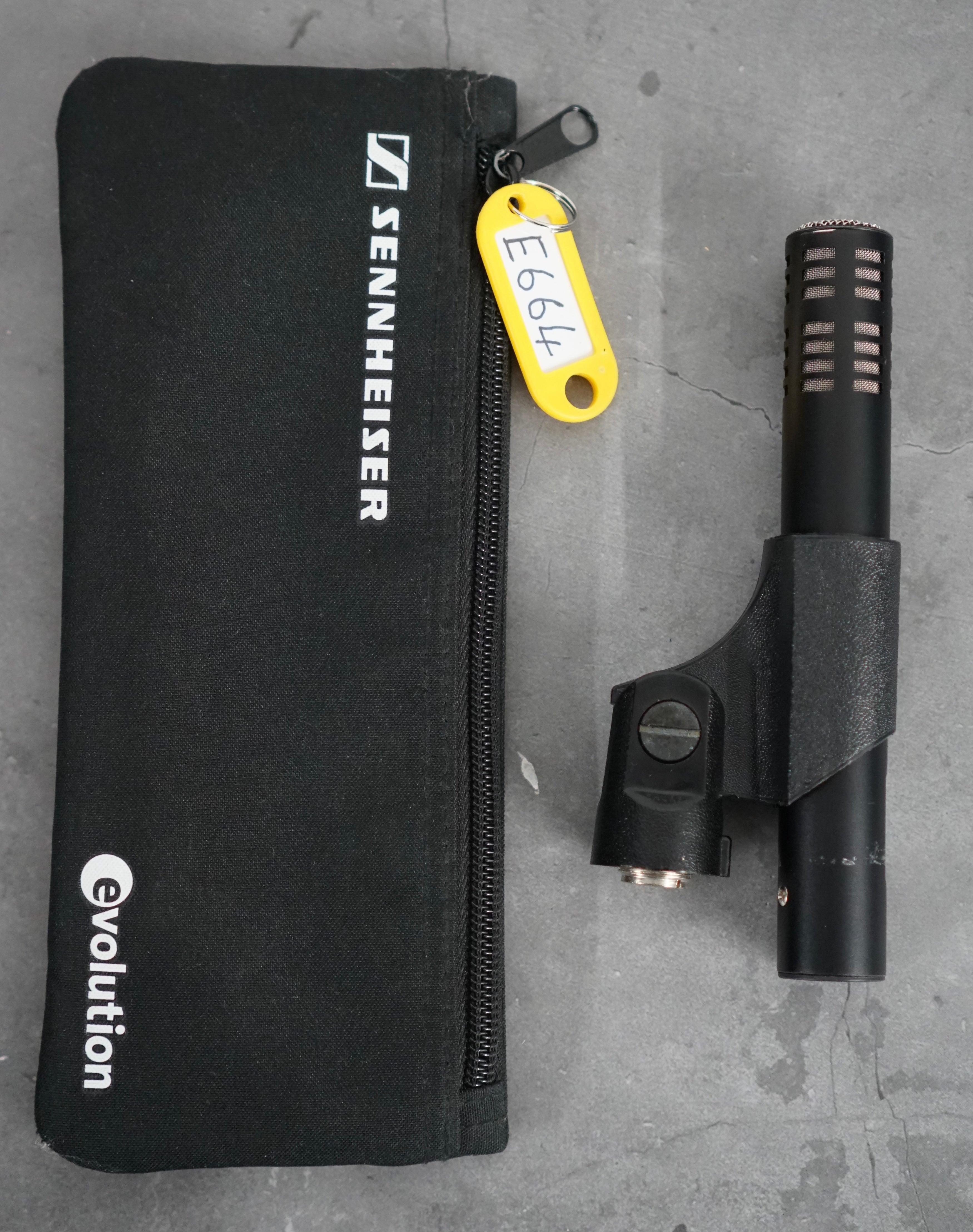 Sennheiser E664