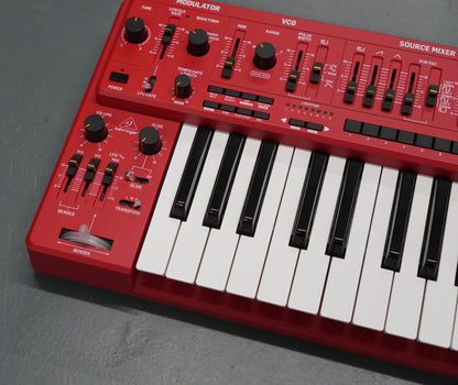Behringer MS-101