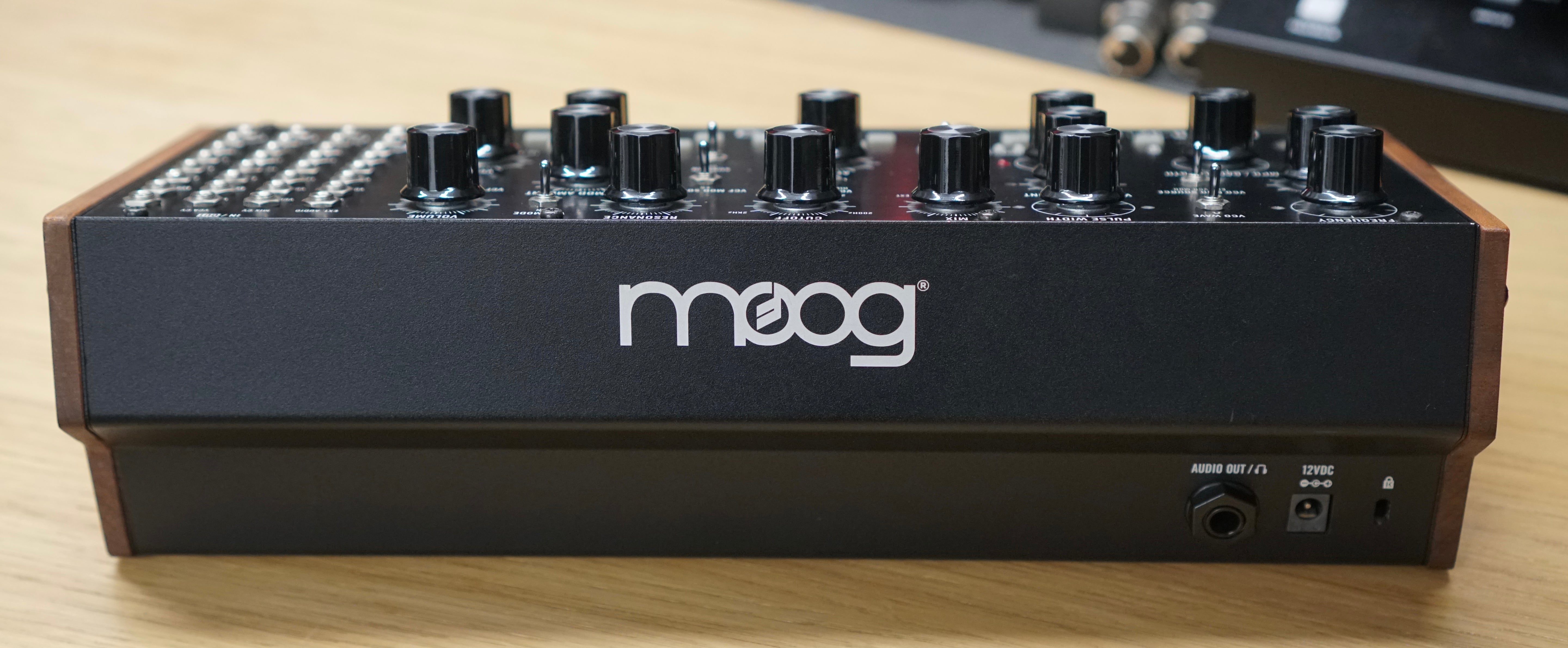 Moog Mother-32