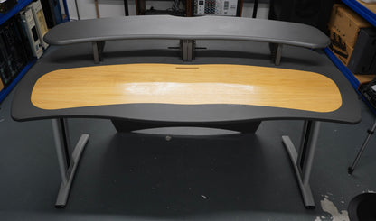 AKA Design ProMedia Desk