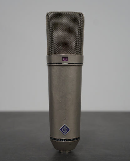Neumann U87 (Vintage)