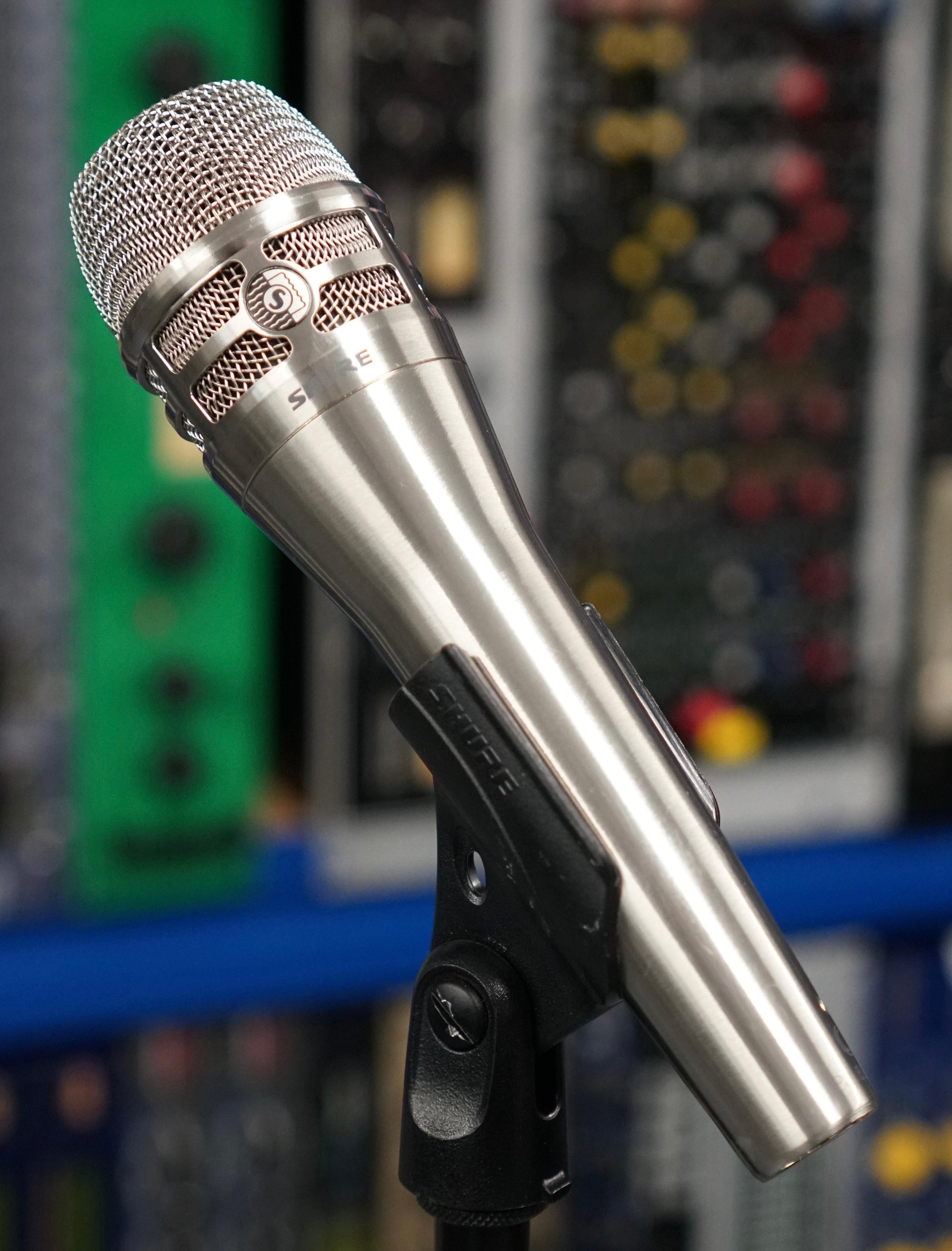 Shure KSM8 Dualdyne Cardioid Dynamic Vocal Microphone