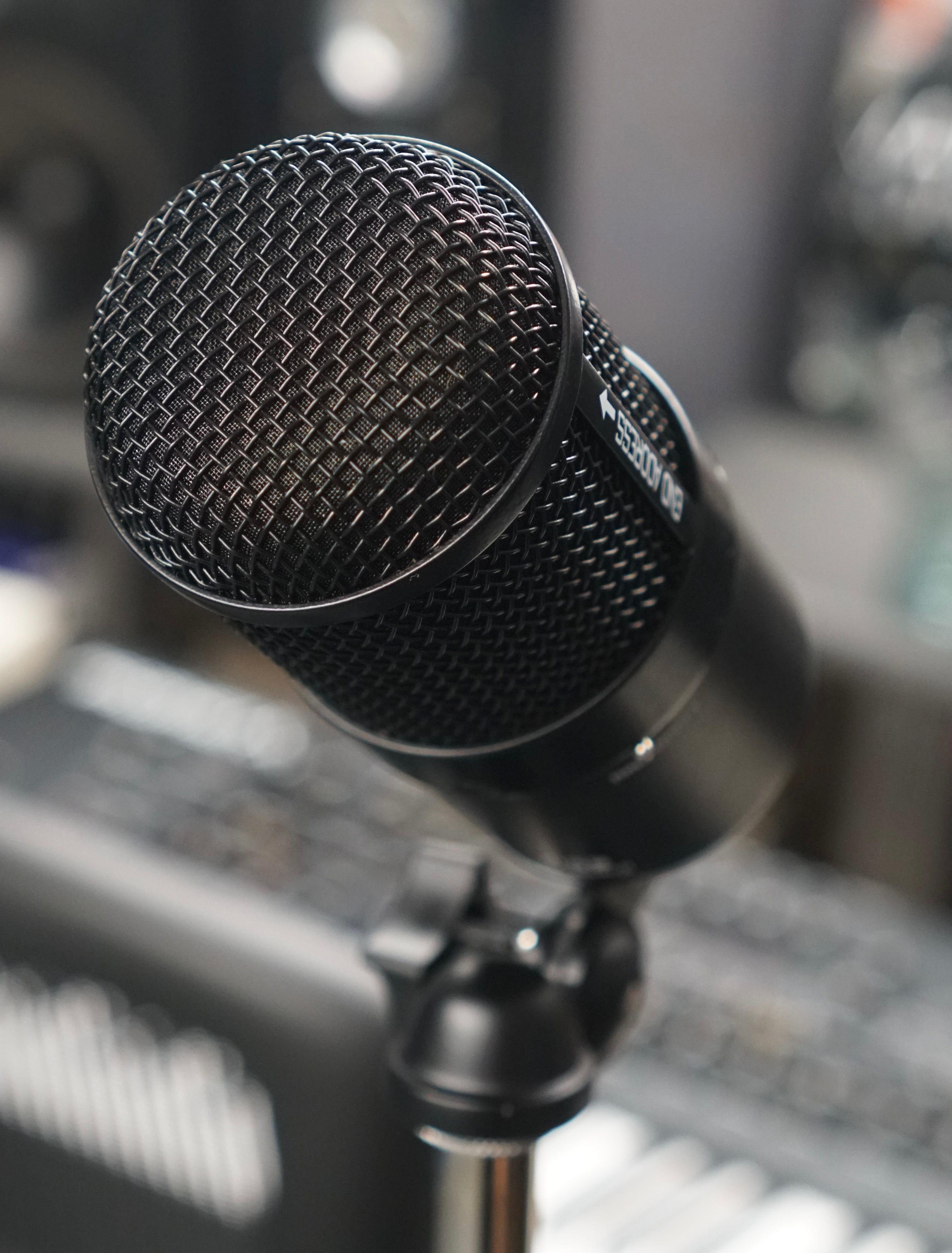 Telefunken M82