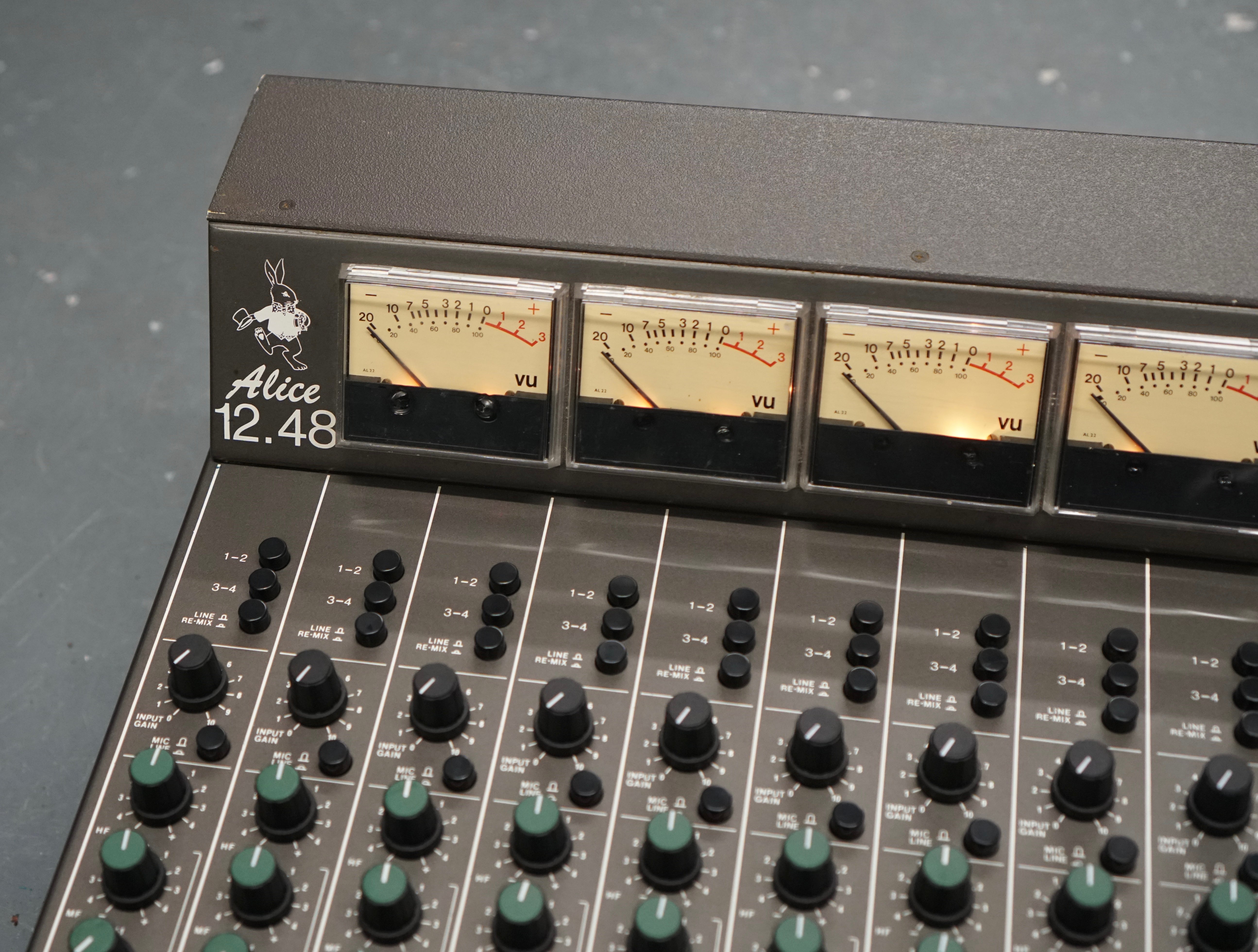 Alice 12.48 12-Channel Mixer – Make Noise Pro Audio