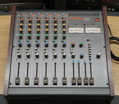 Tascam M-106
