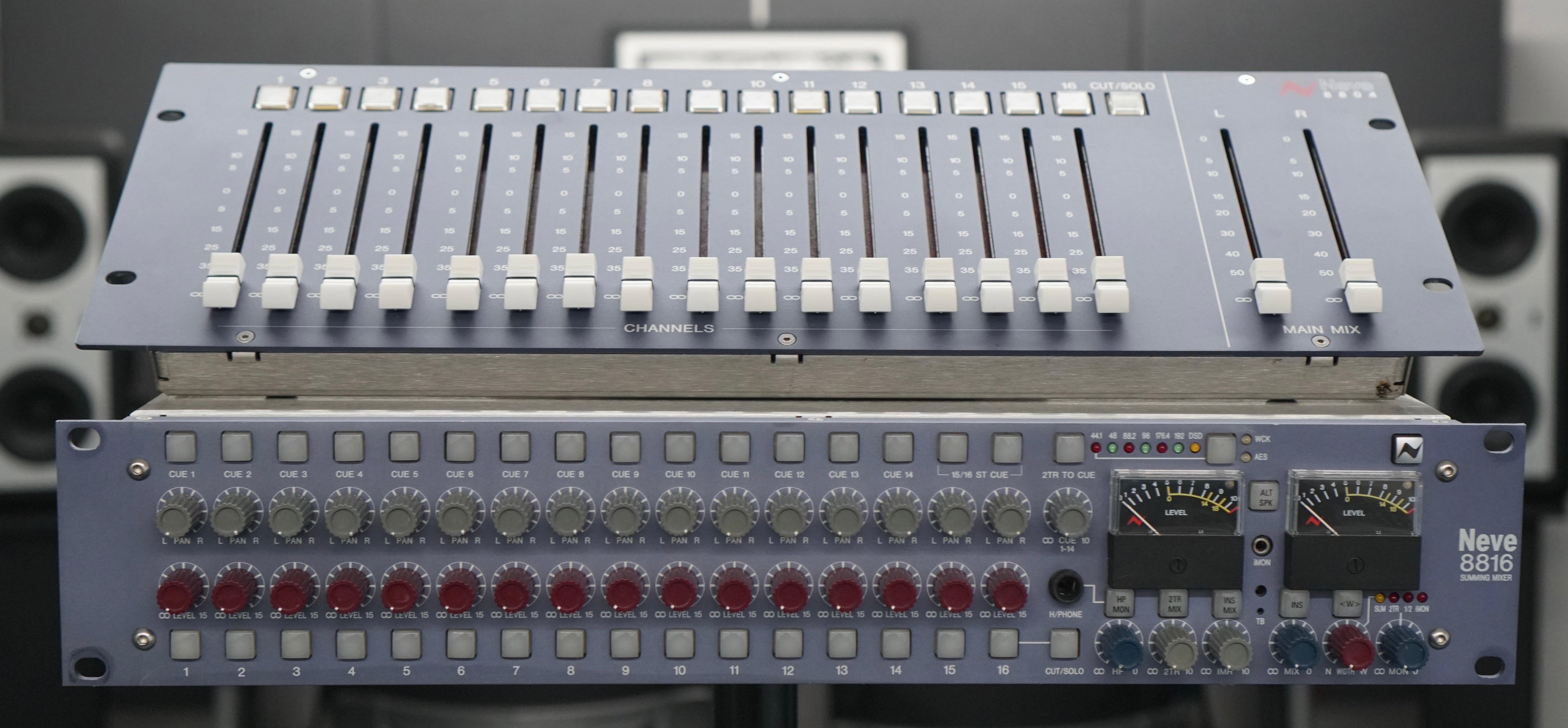 Neve 8816 / 8804 Summing Mixer