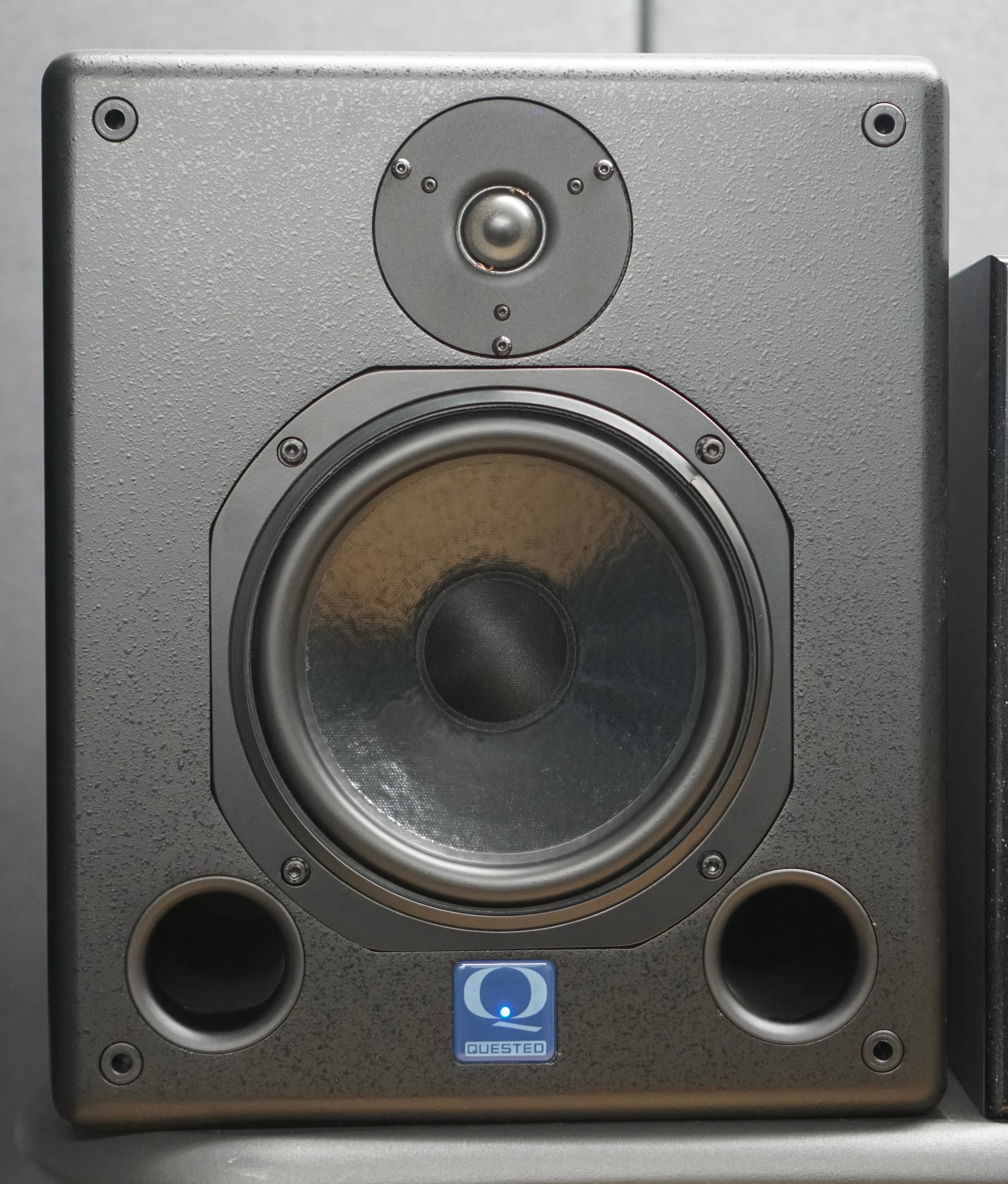 Quested V2108 (Pair)