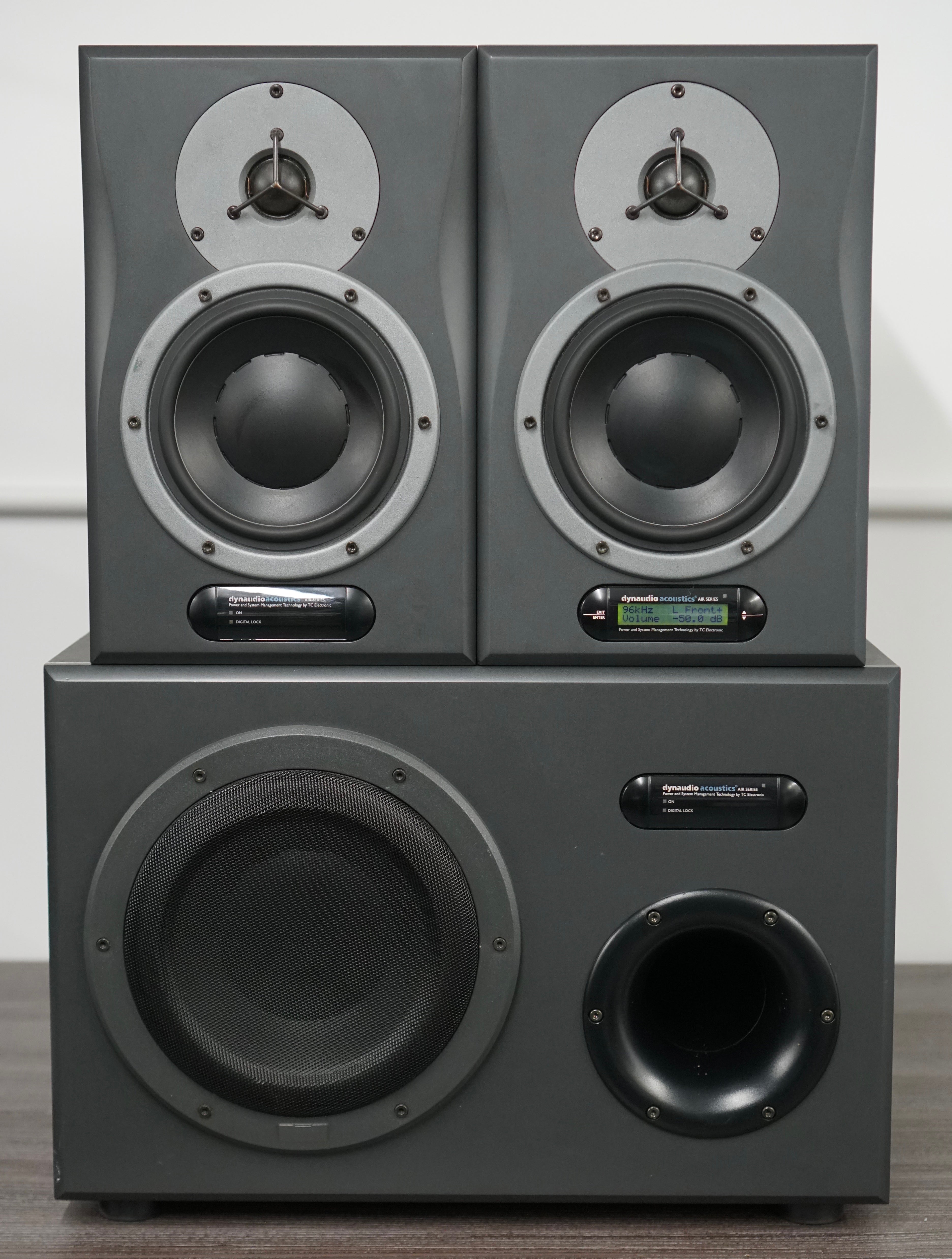 Dynaudio Air 6 / Base-1 Sub Package