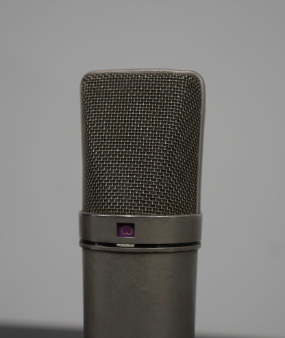 Neumann U87 (Vintage)