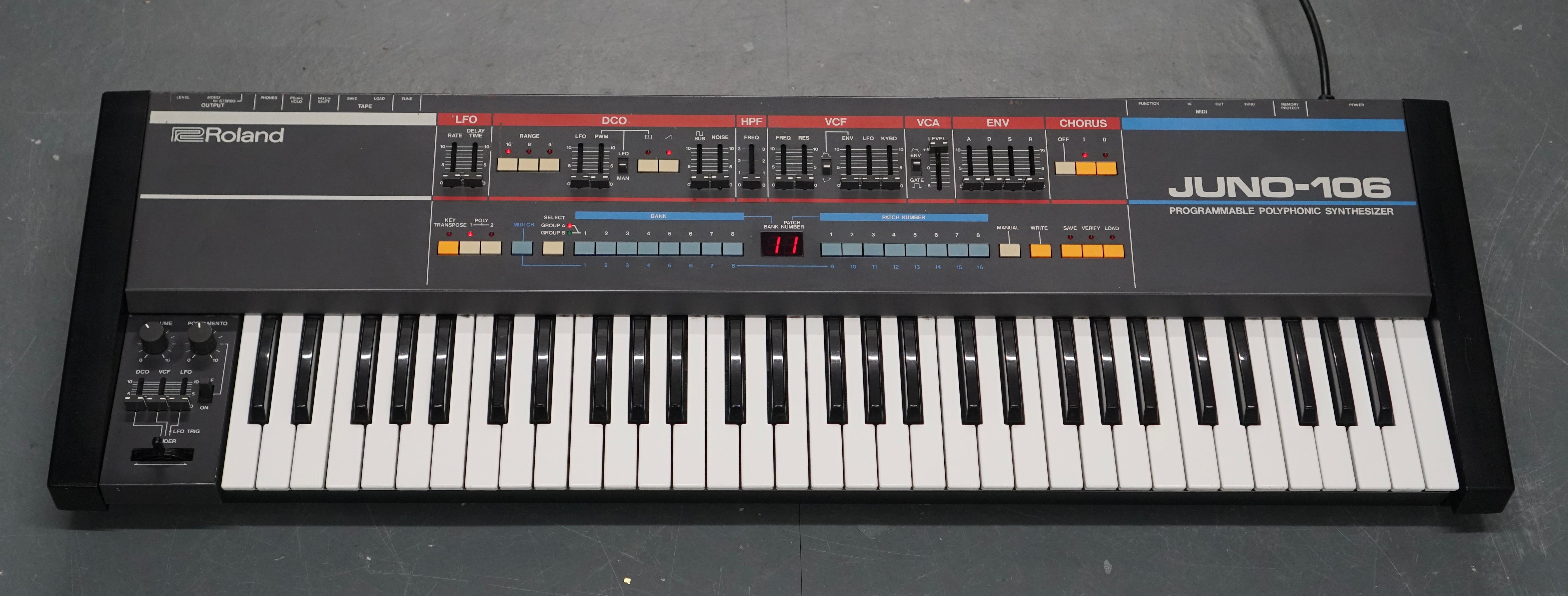 Roland Juno-106 (Serviced)