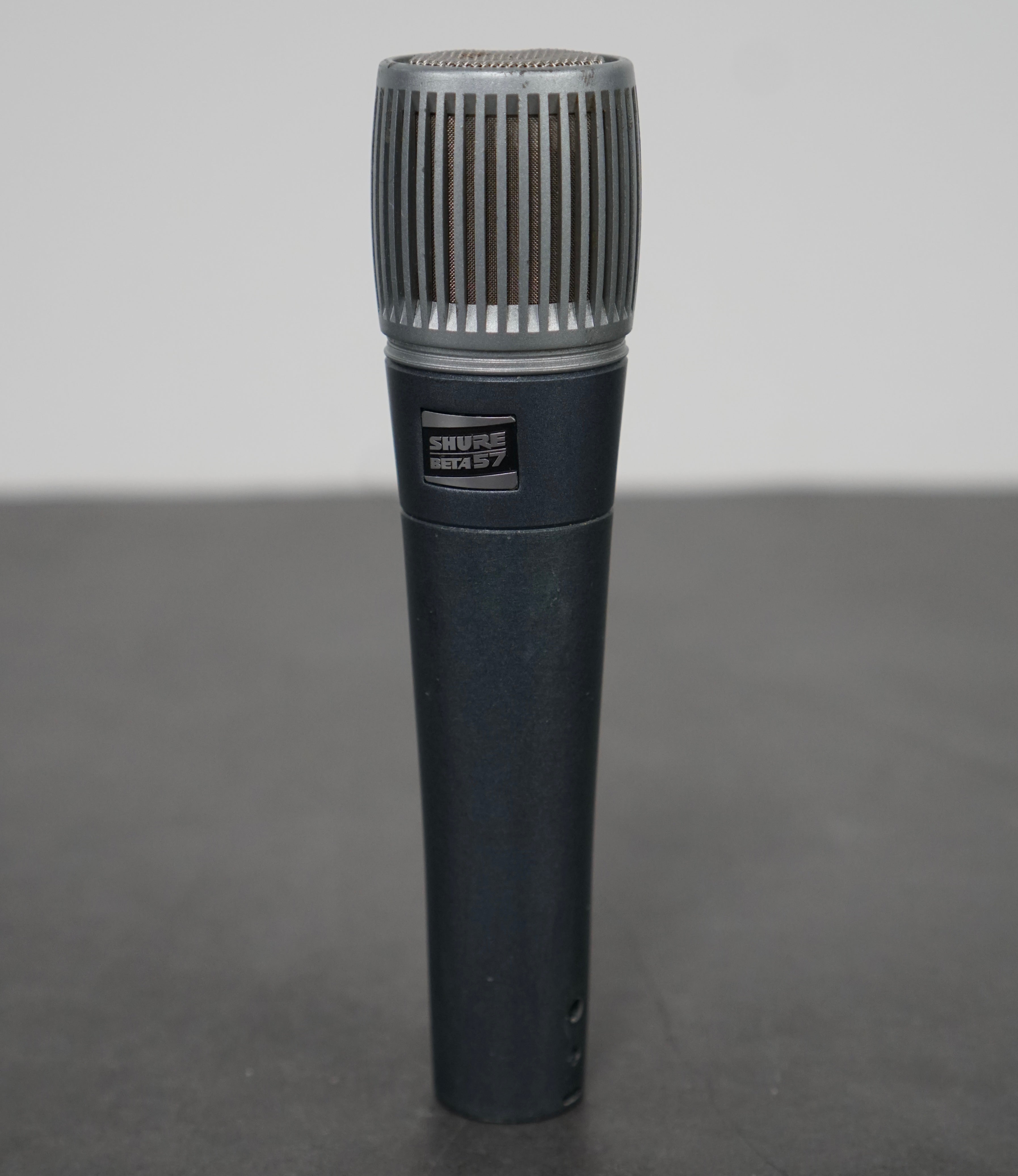 Shure BETA 57 Dynamic Instrument Microphone