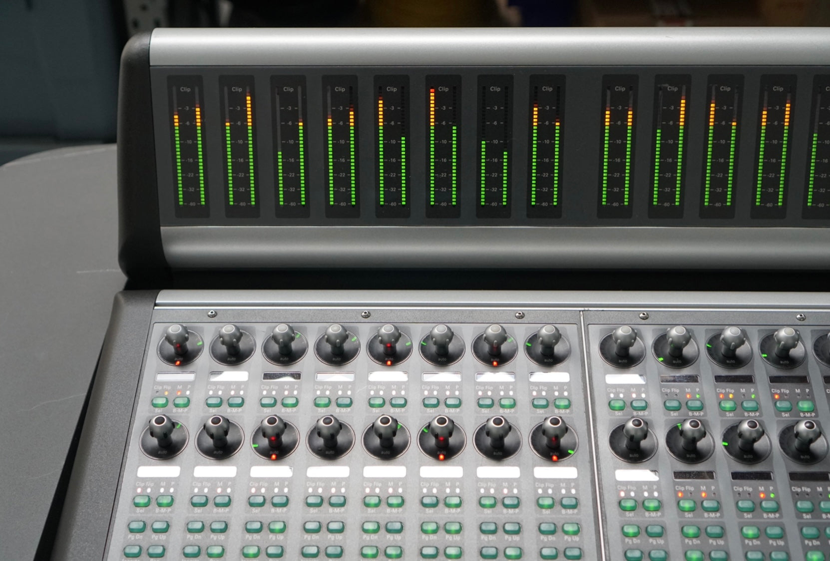 Avid D-Command 24 ES Fader Control Surface for Pro-tools with X-Mon
