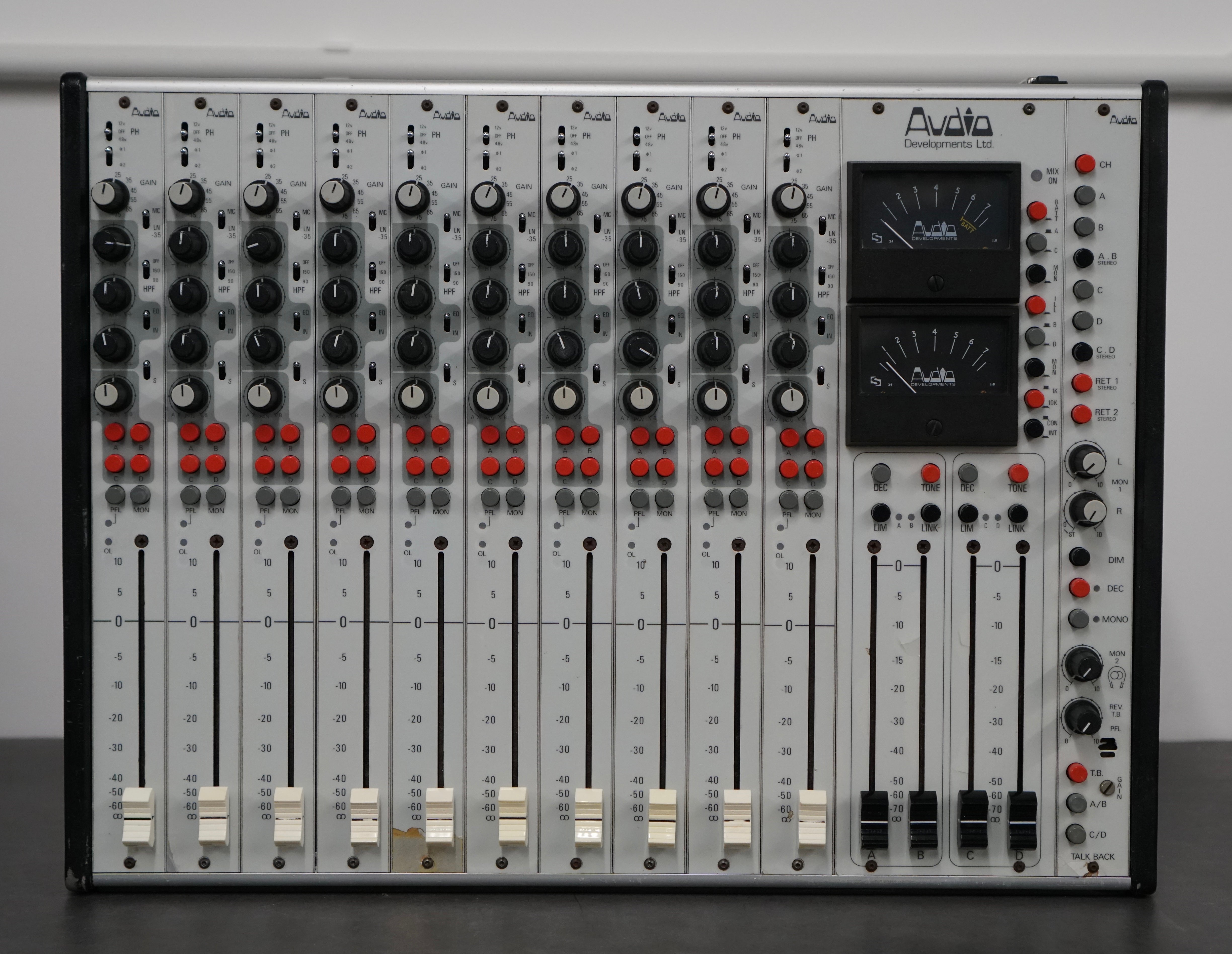 Audio Developments AD146 (10-channel)