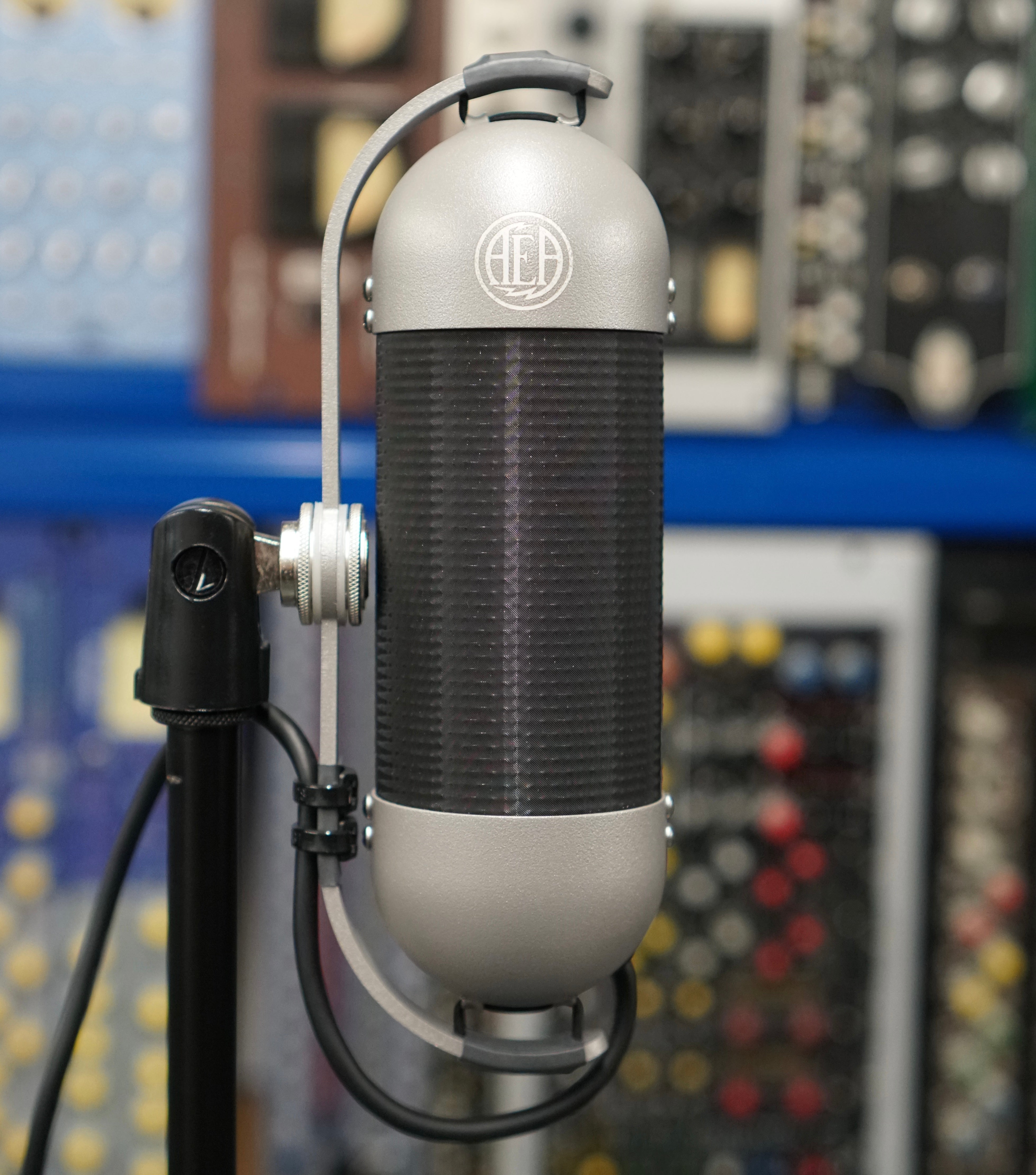 AEA R92